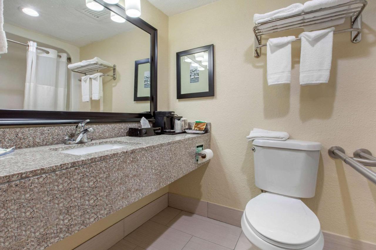Quality Airport-near Uptown 2* Charlotte